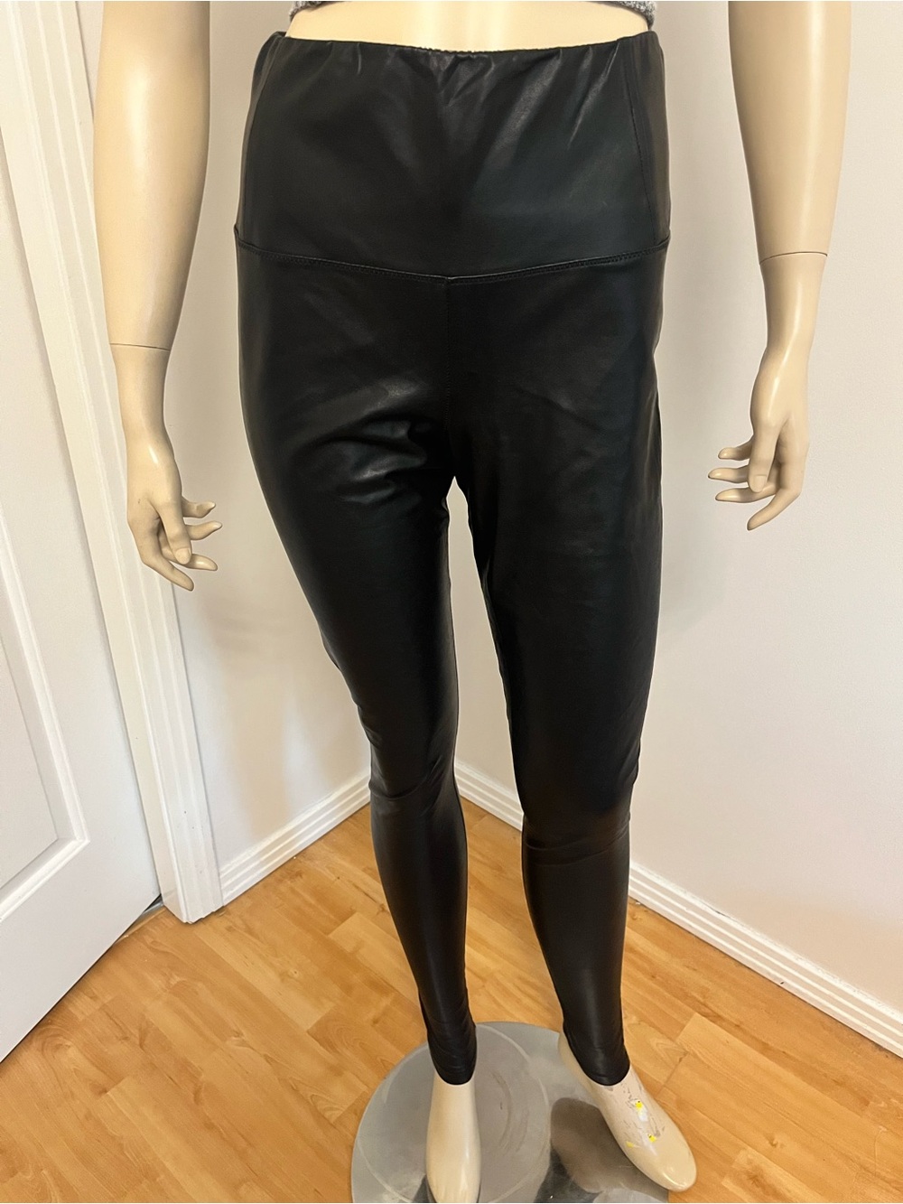 Wilfred Black Faux Leather High-Waist Leggings